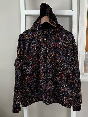 Lululemon Pack It Up Jacket in Flowerescent Multi